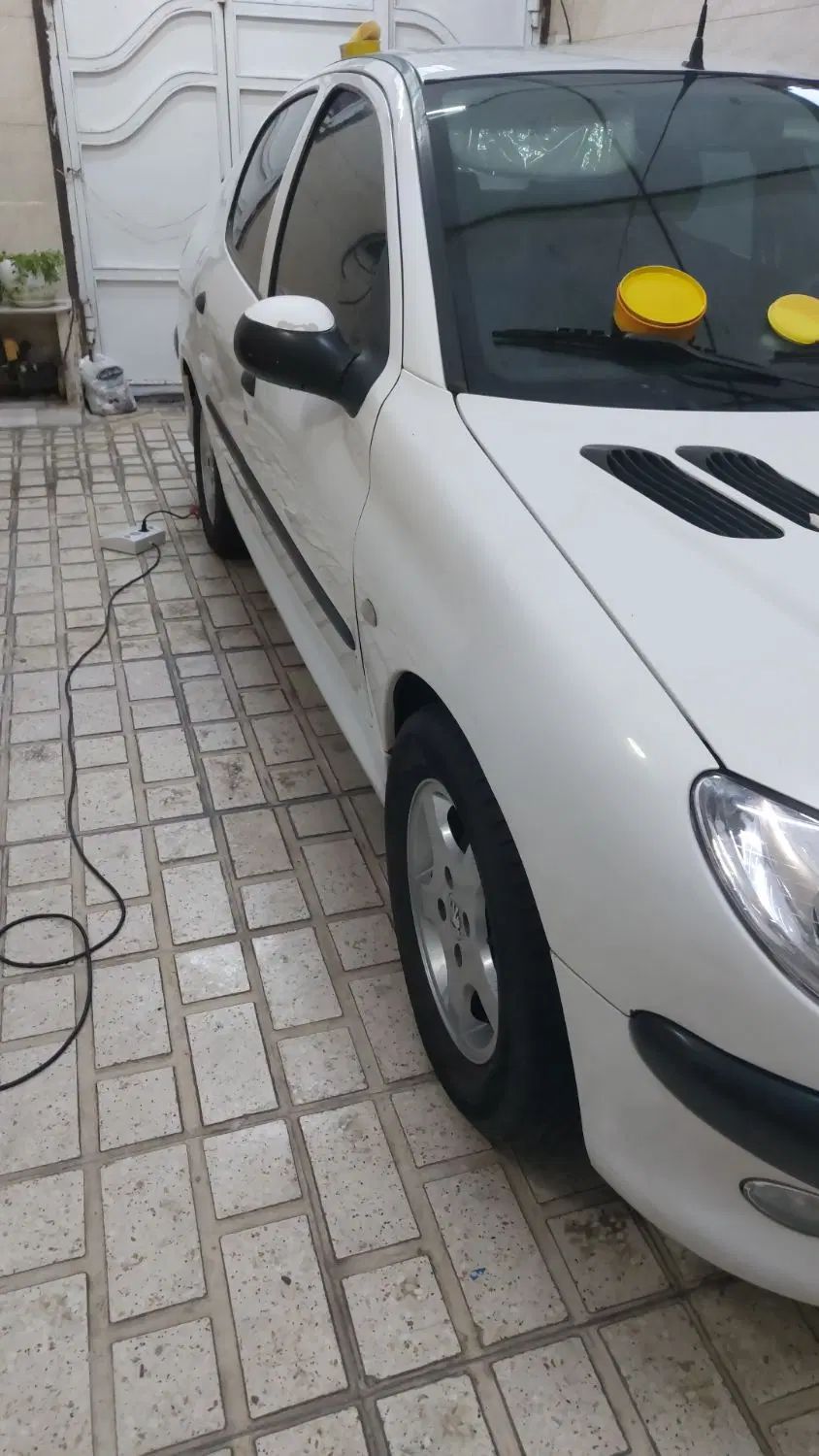 پژو ۲۰۶ صندوق دار v8 - 1396