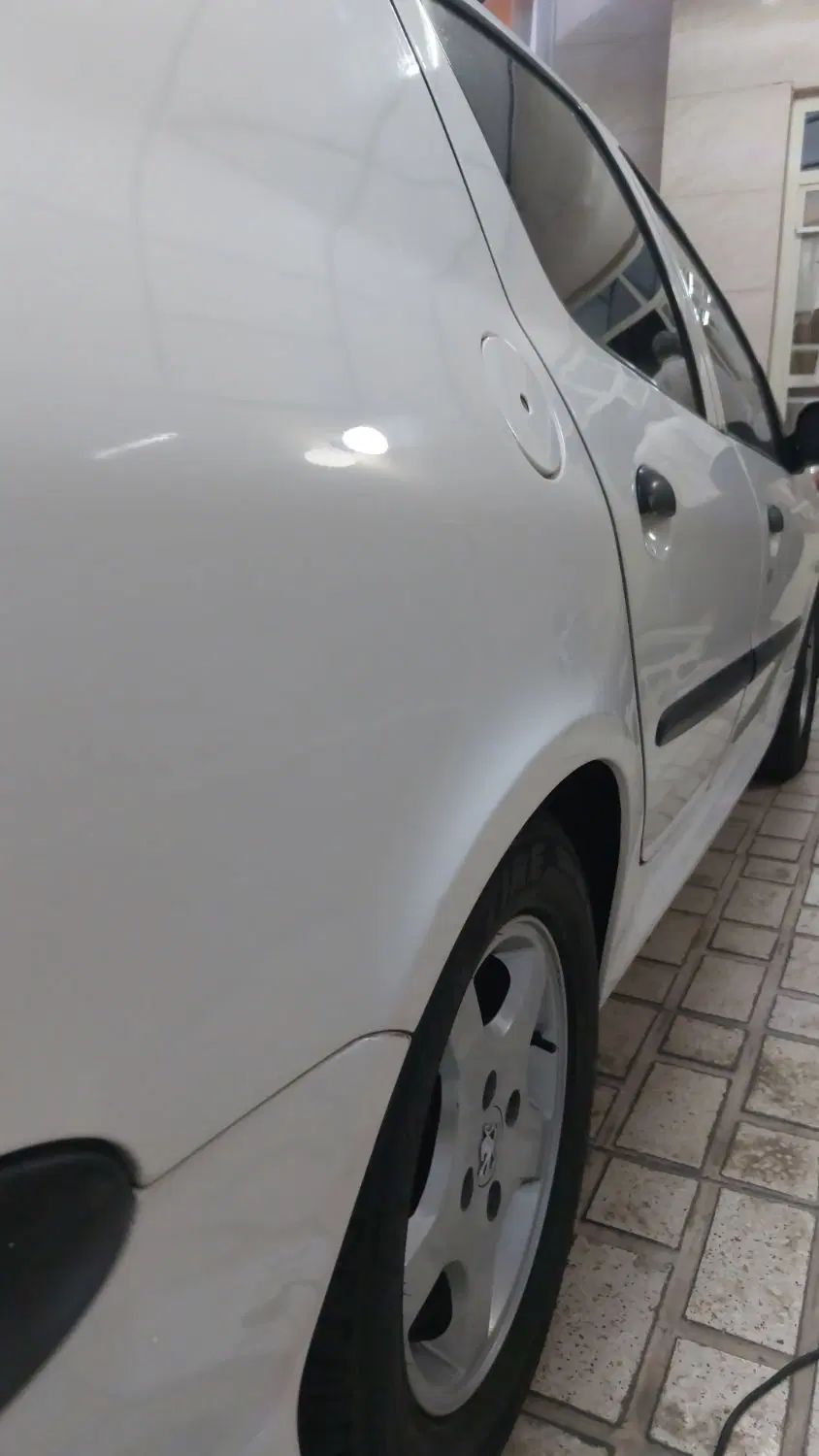 پژو ۲۰۶ صندوق دار v8 - 1396