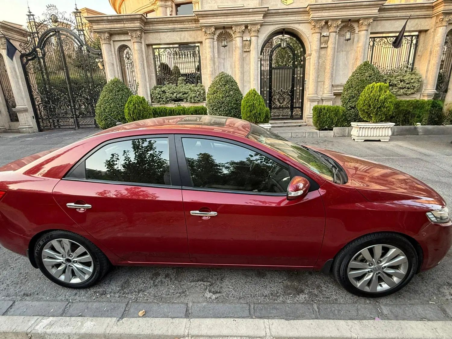 کیا سراتو 2.0 لیتر اتوماتیک GT لاین - 2010