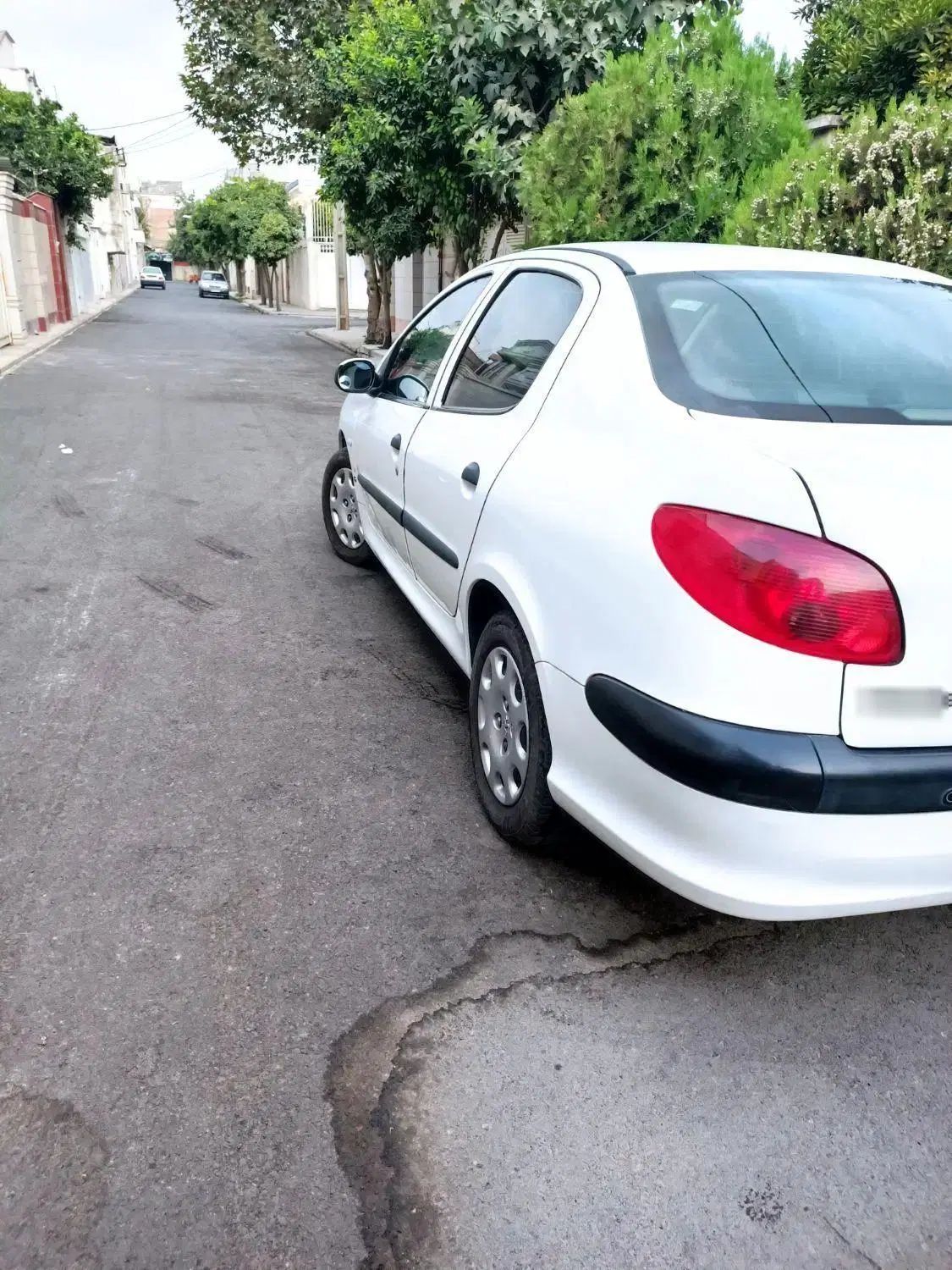 پژو ۲۰۶ صندوق دار v8 - 1394