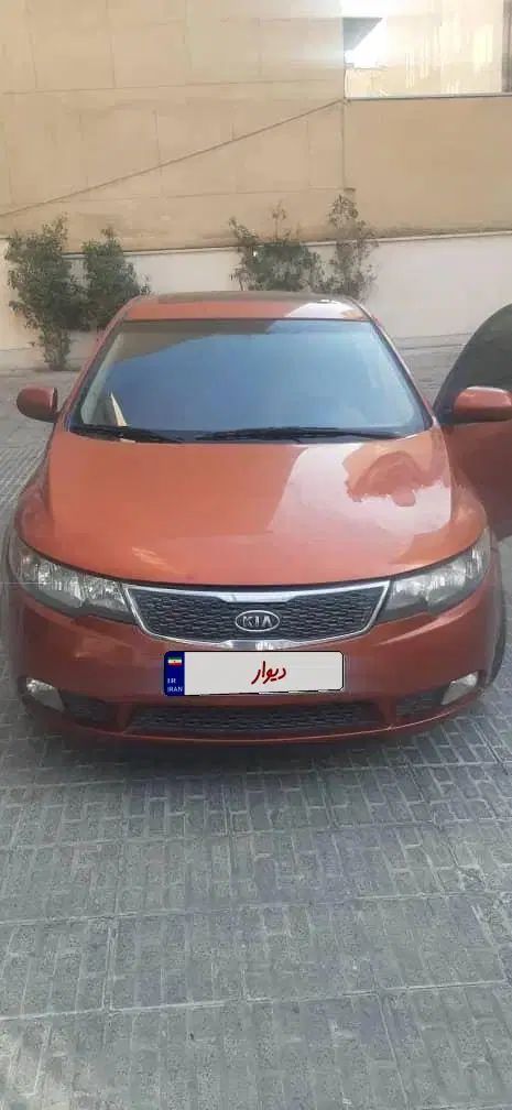 کیا سراتو 2.0 لیتر اتوماتیک GT لاین - 2011