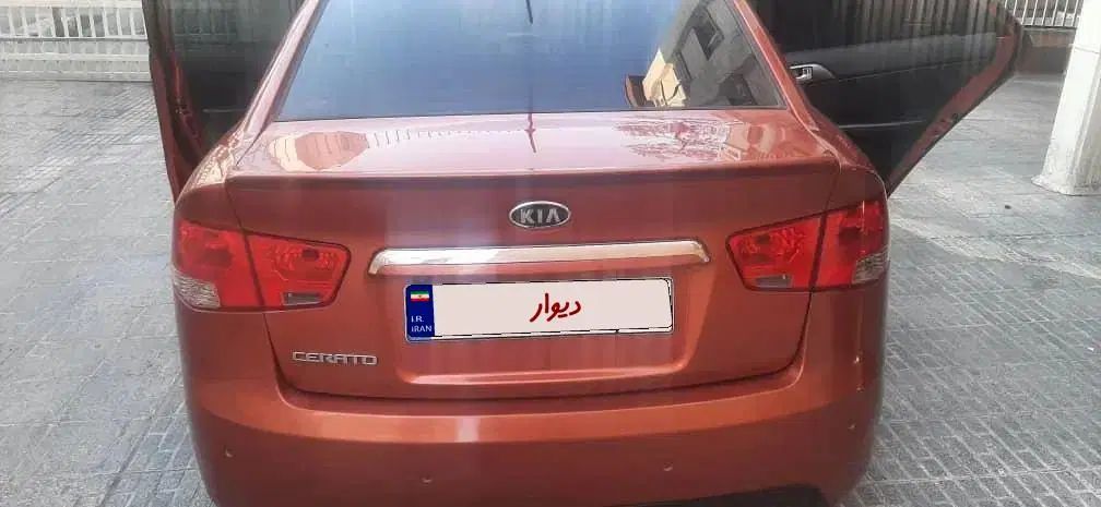 کیا سراتو 2.0 لیتر اتوماتیک GT لاین - 2011