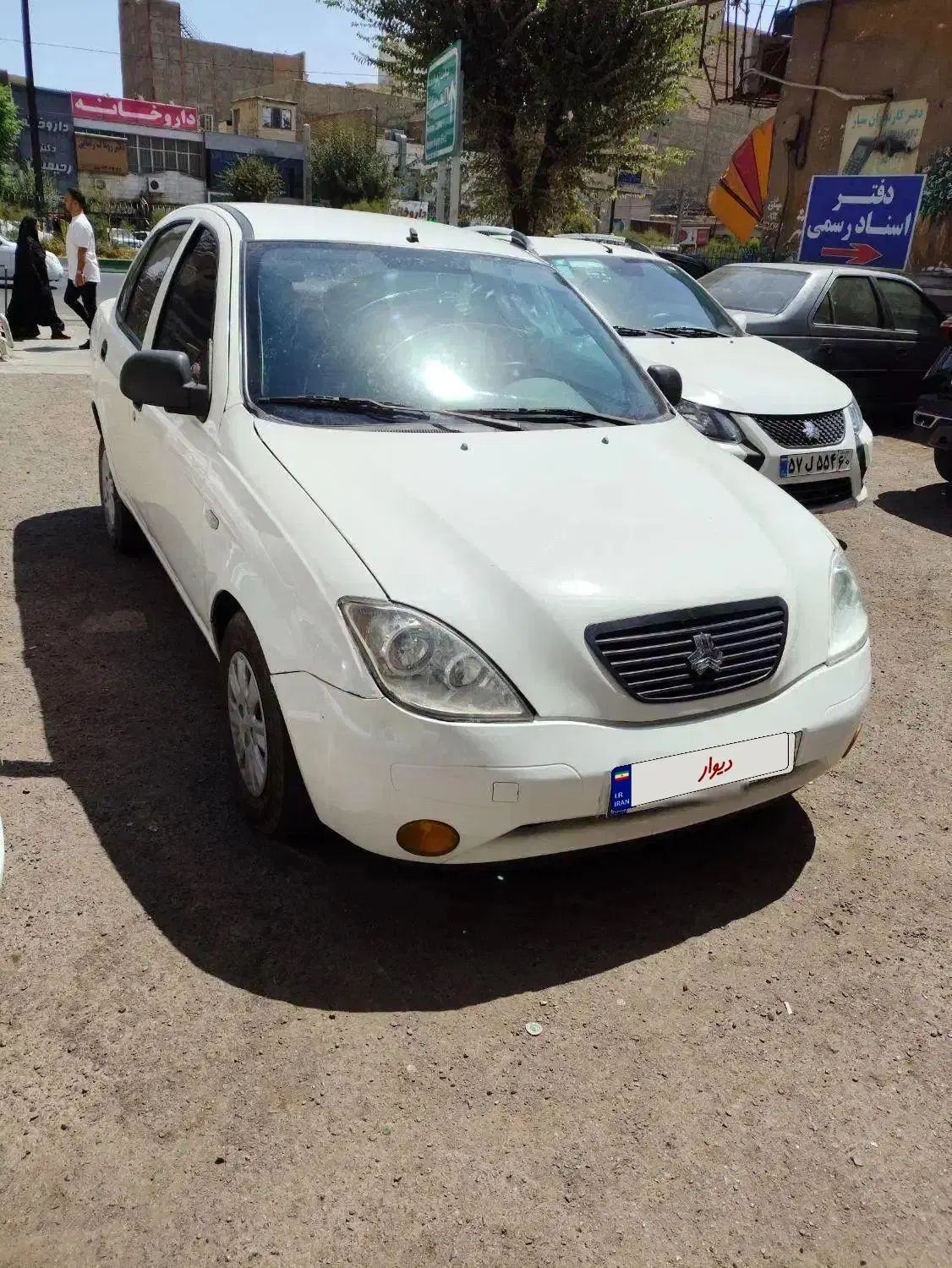 تیبا صندوق دار SX - 1400