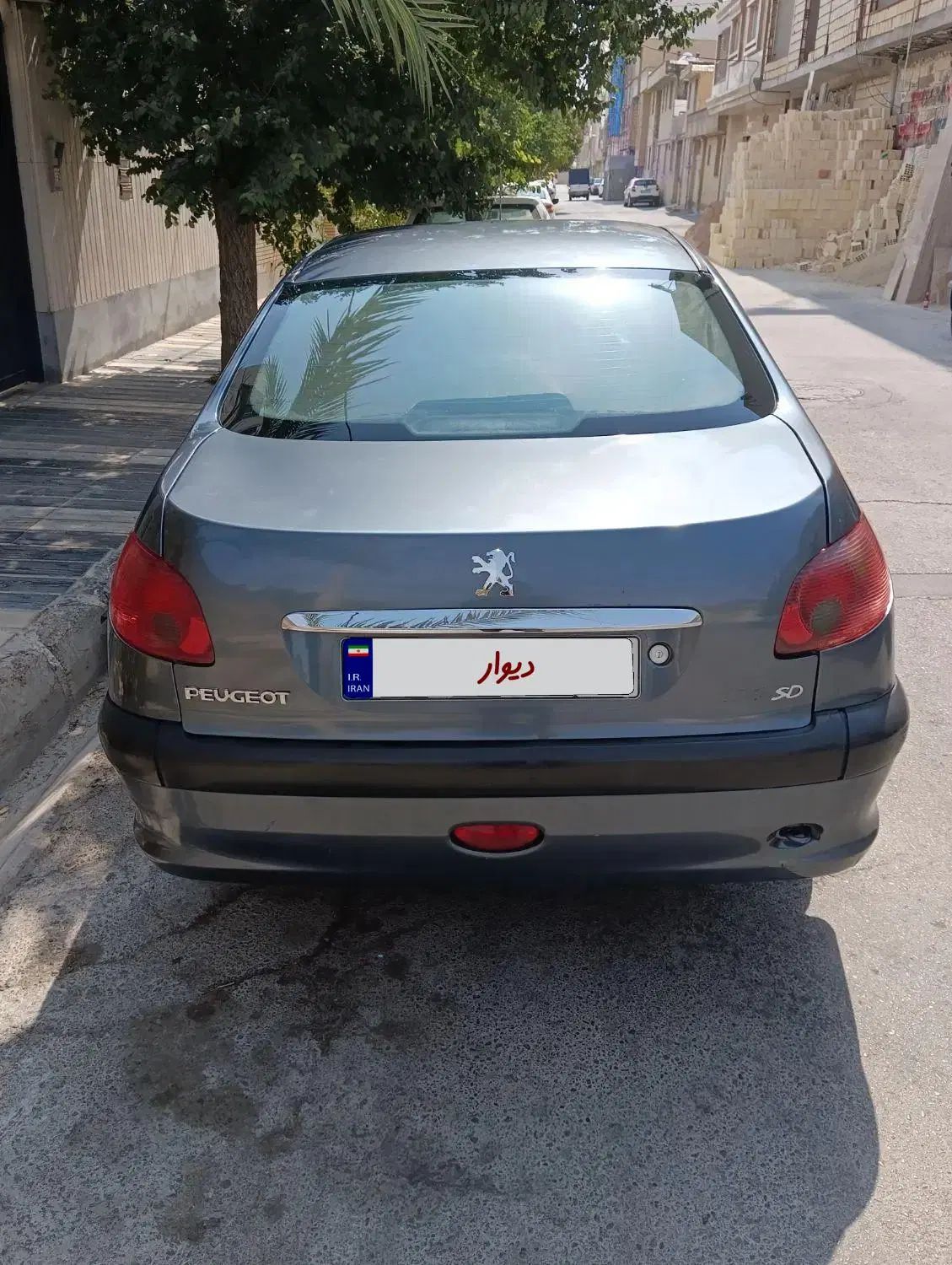 پژو ۲۰۶ صندوق دار v8 - 1390