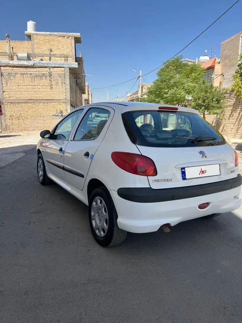 پژو 206 تیپ 5 - 1396
