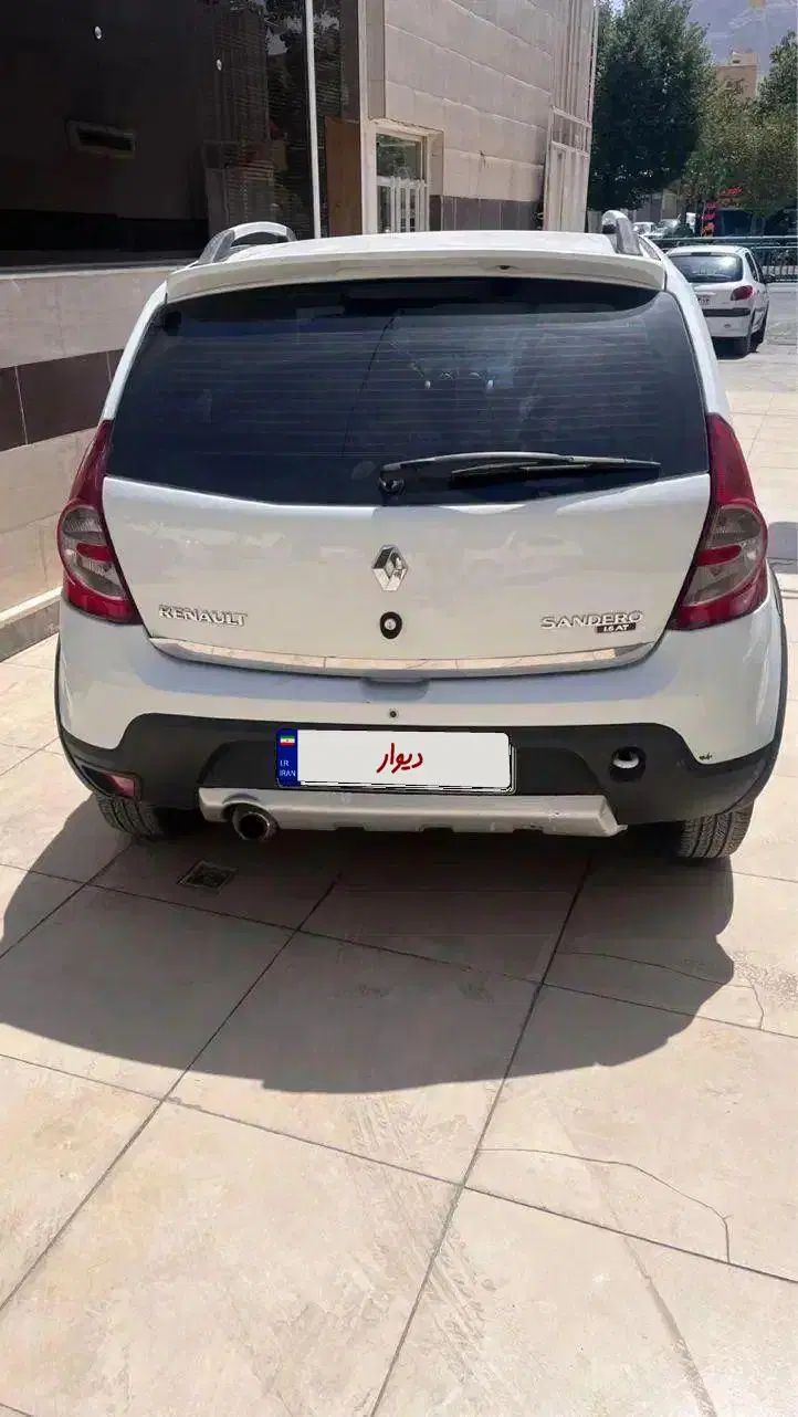 رنو ساندرو اتوماتیک - 1396
