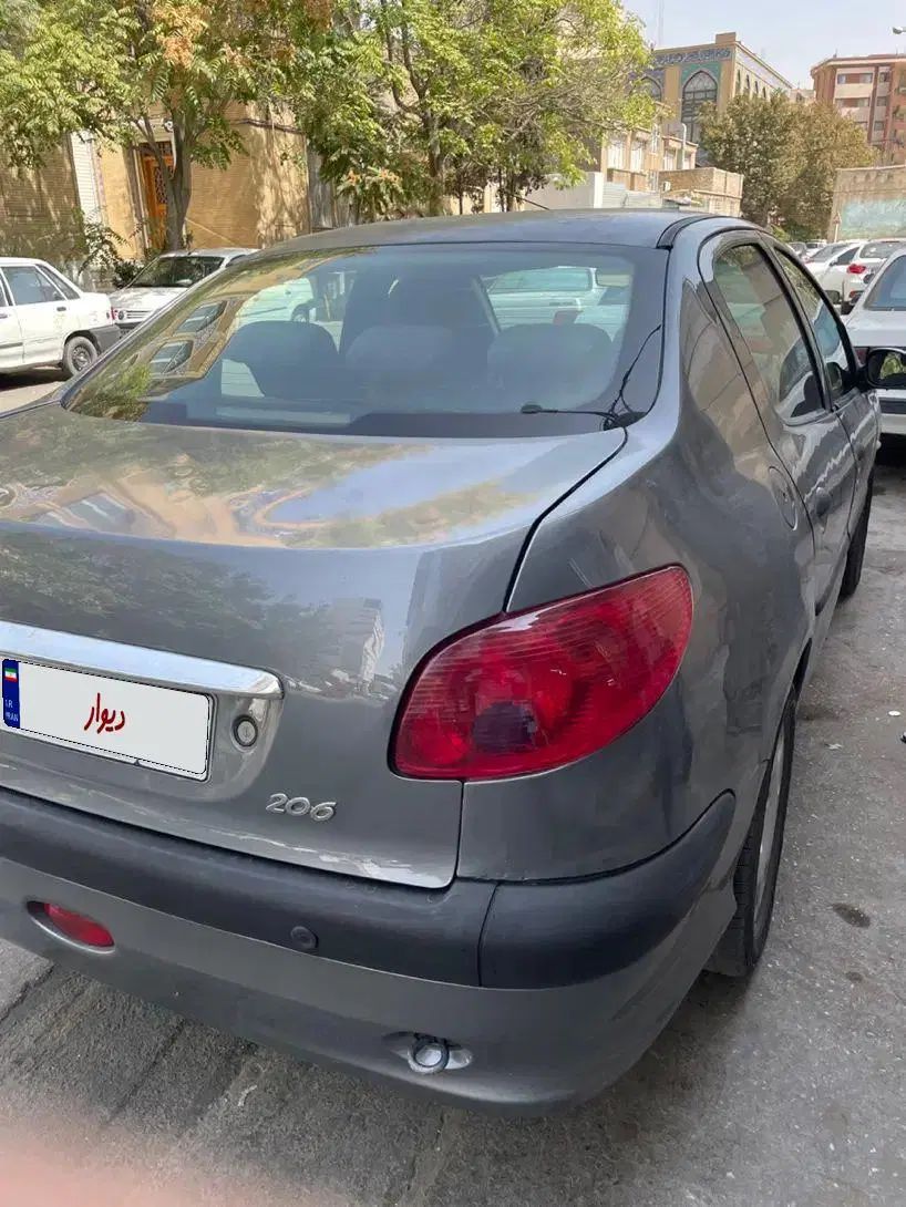 پژو ۲۰۶ صندوق دار v8 - 1395