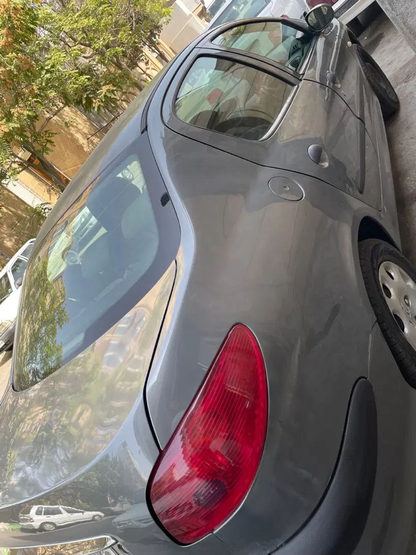 پژو ۲۰۶ صندوق دار v8 - 1395