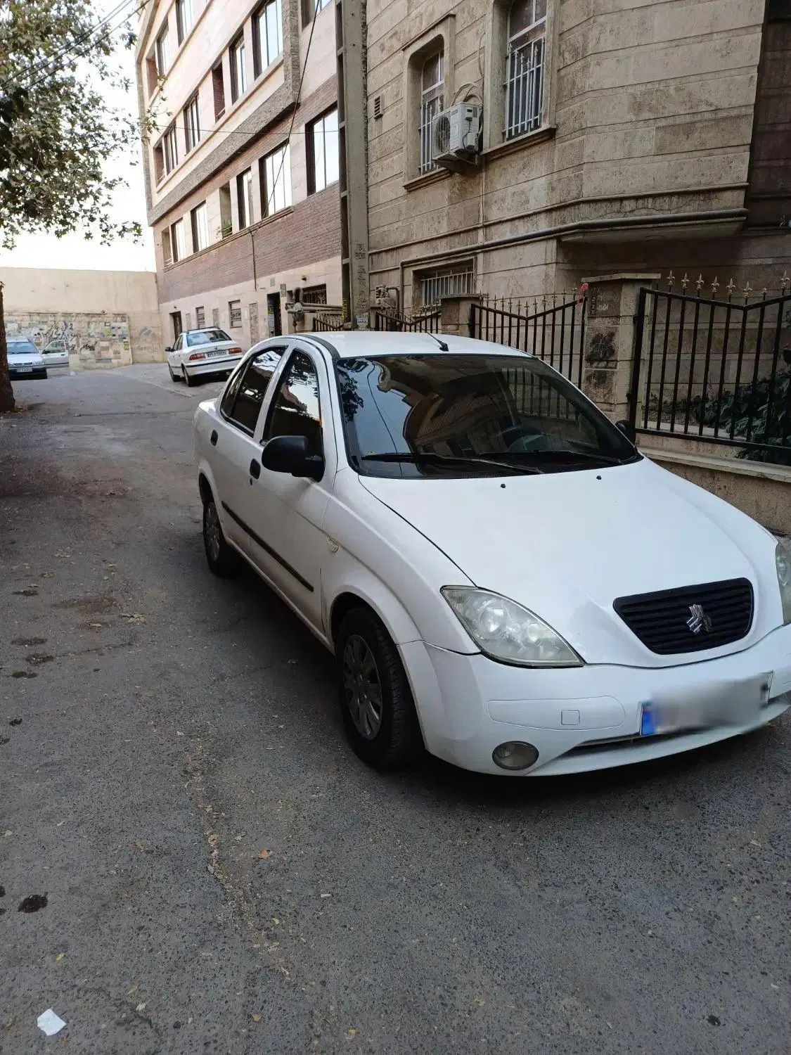 تیبا صندوق دار SX - 1396