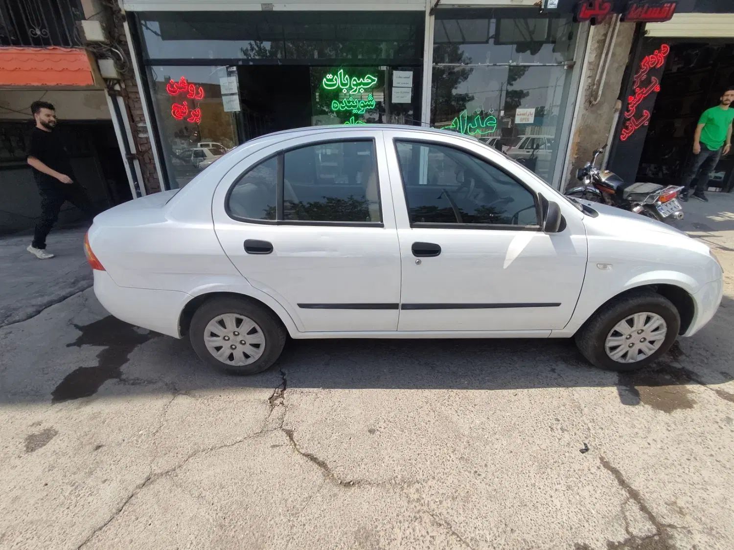 تیبا صندوق دار EX - 1395