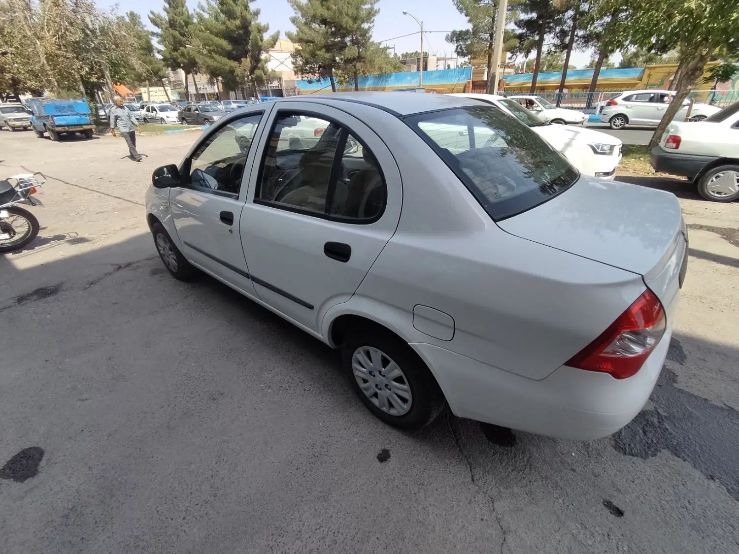 تیبا صندوق دار EX - 1395