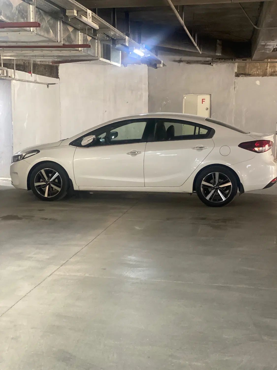 کیا سراتو 2.0 لیتر اتوماتیک GT لاین - 2017