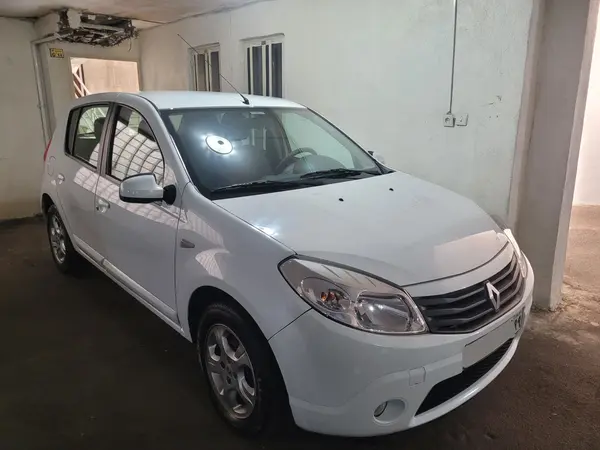 خودرو رنو، ساندرو آگهی ann_20388547