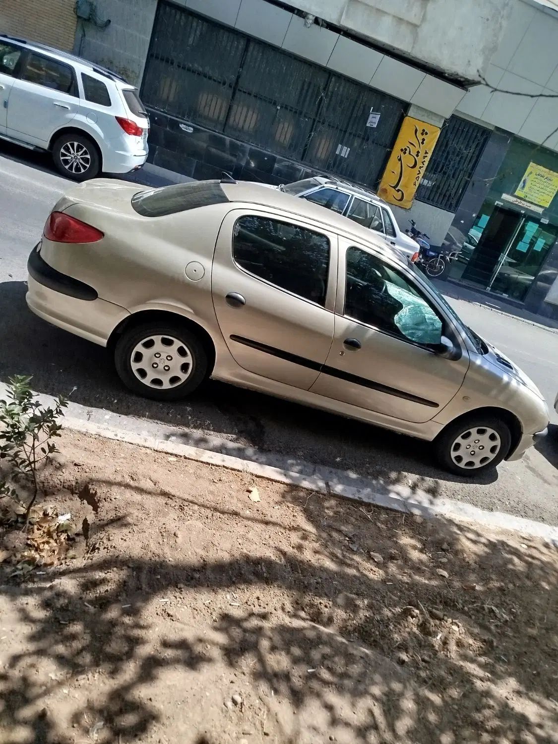 پژو ۲۰۶ صندوق دار v8 - 1387