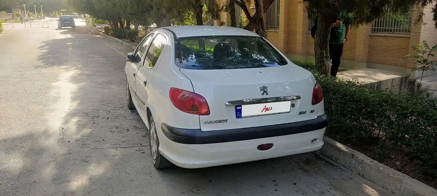 پژو ۲۰۶ صندوق دار v8 - 1394