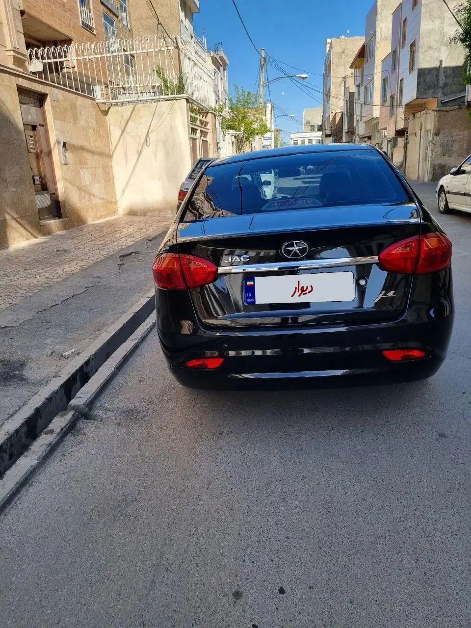 جک J4 اتوماتیک ساده - 1401