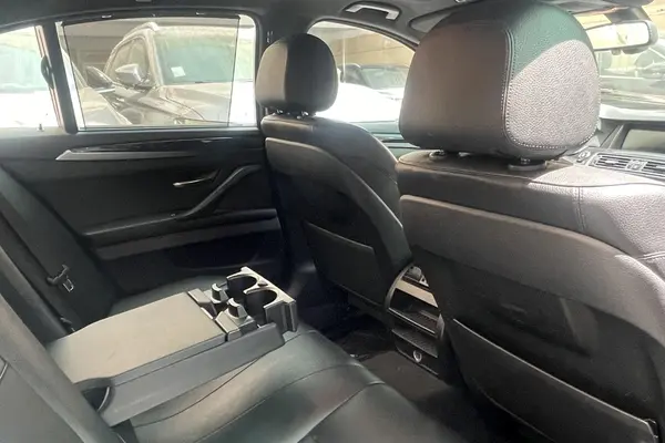 ب ام و سری 5 520i - 2016