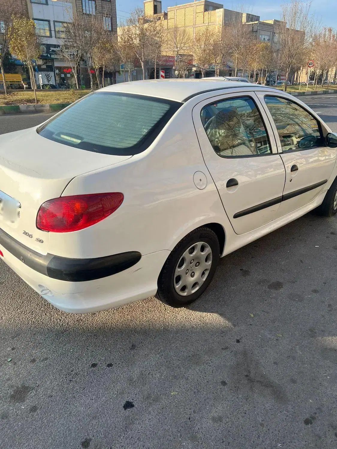 پژو ۲۰۶ صندوق دار v8 - 1397