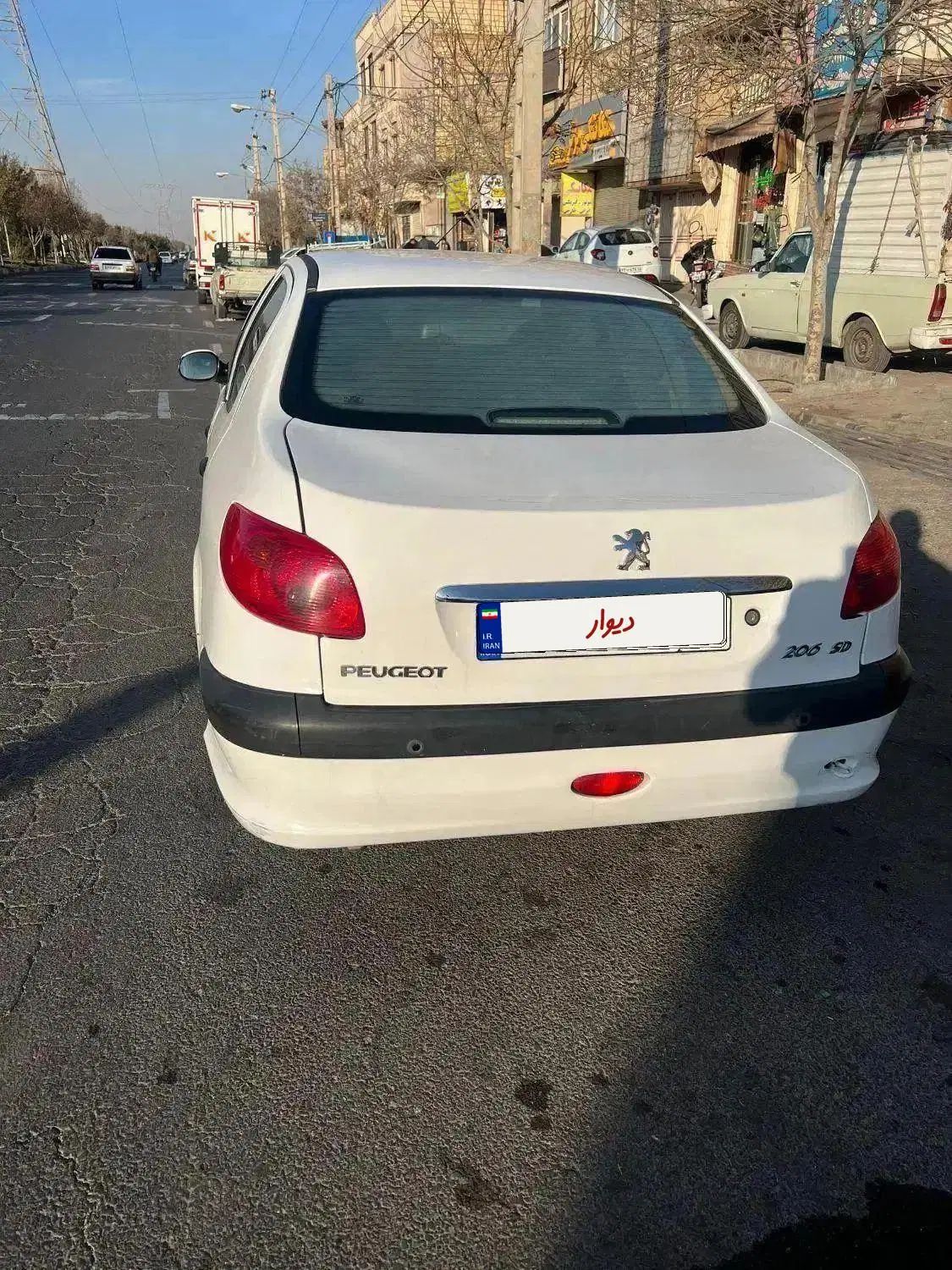 پژو ۲۰۶ صندوق دار v8 - 1397