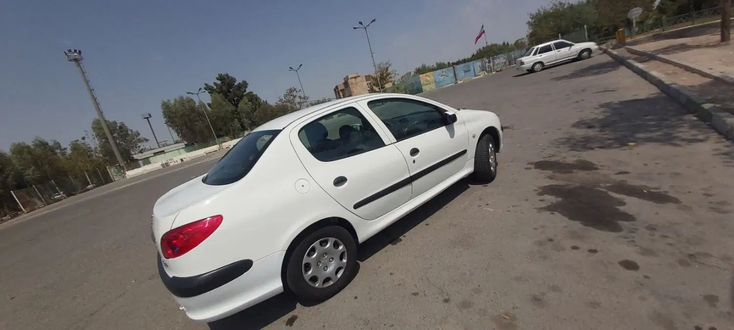 پژو ۲۰۶ صندوق دار v8 - 1388