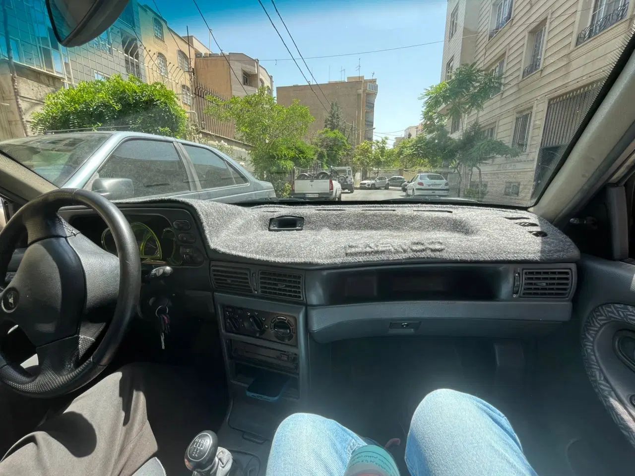 دوو سیلو سدان - 1381