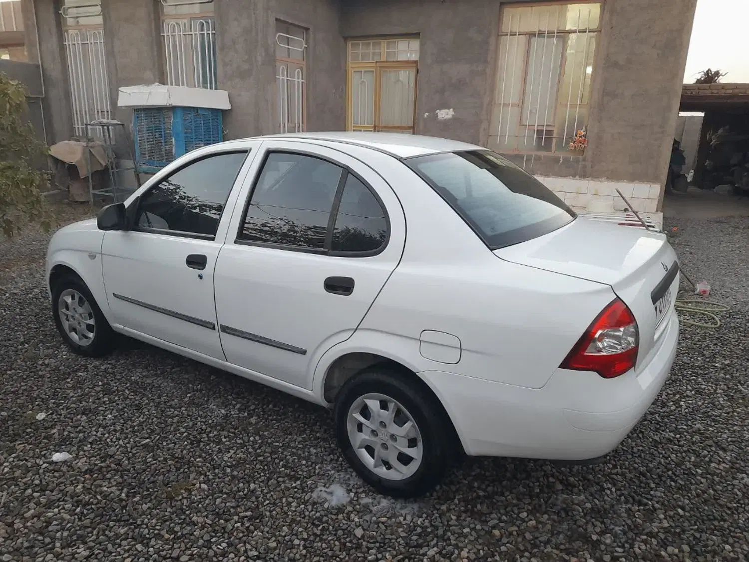 تیبا صندوق دار SX - 1399