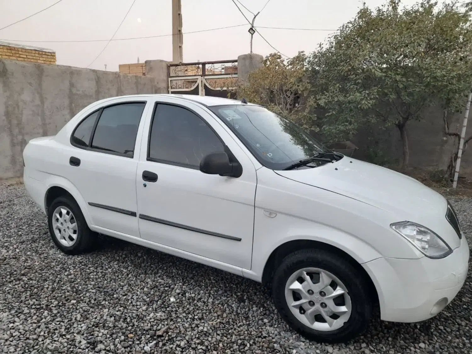 تیبا صندوق دار SX - 1399