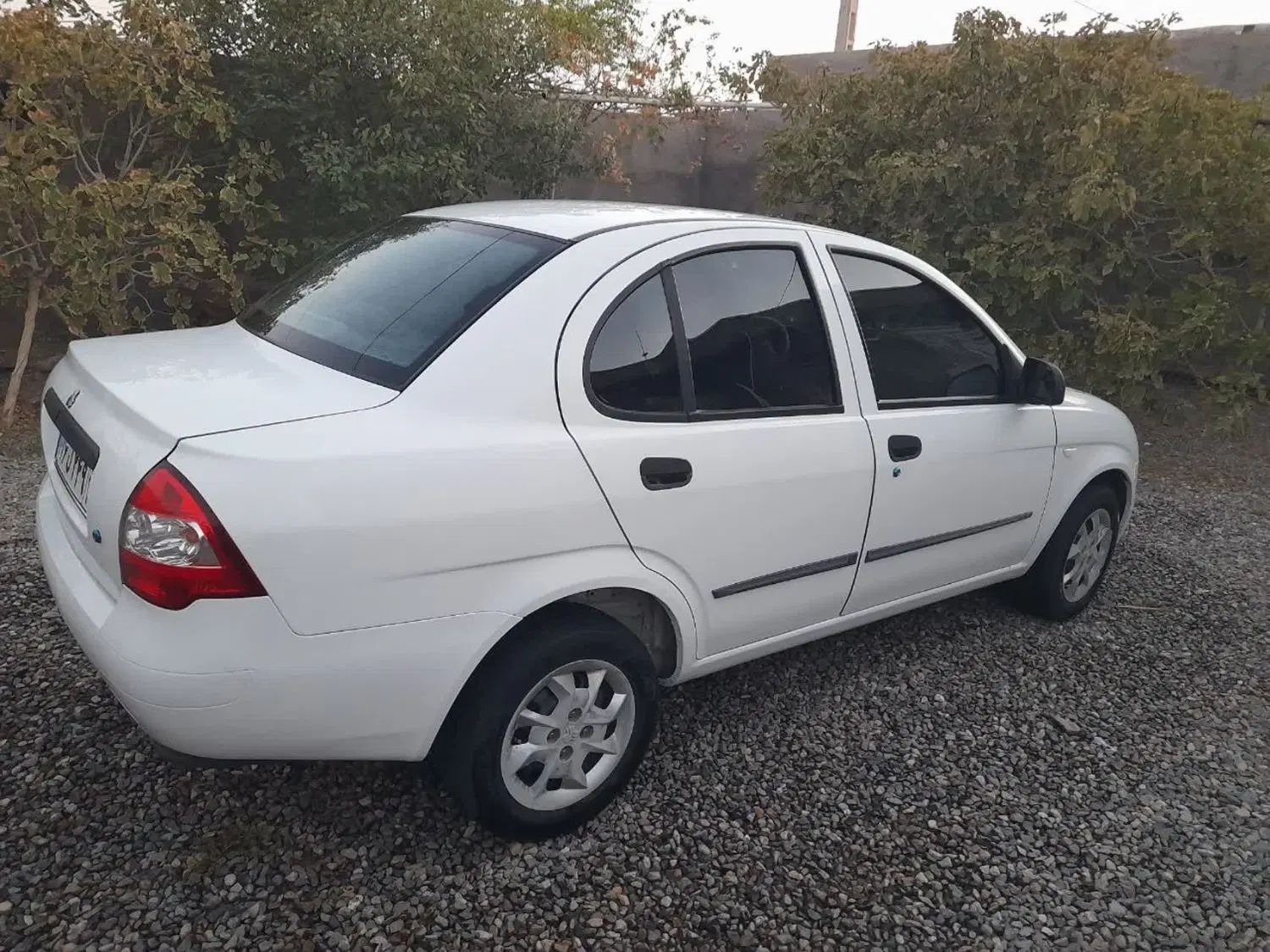 تیبا صندوق دار SX - 1399