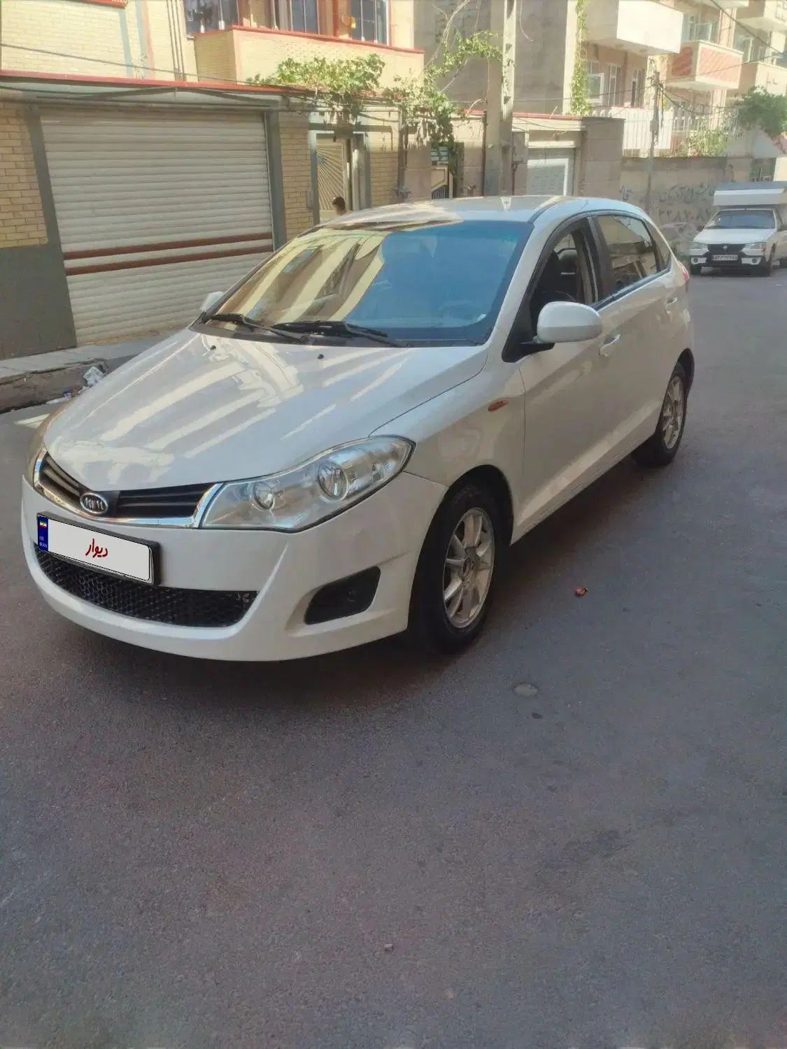 ام وی ام 315 هاچ بک ساده دنده ای - 1393