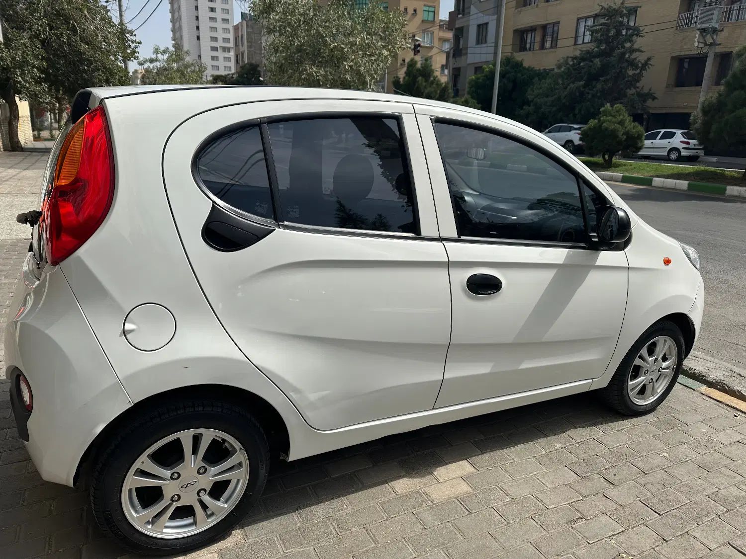 ام وی ام 110 چهار سیلندر دنده ای - 1395