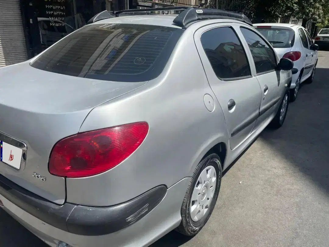 پژو ۲۰۶ صندوق دار v8 - 1389