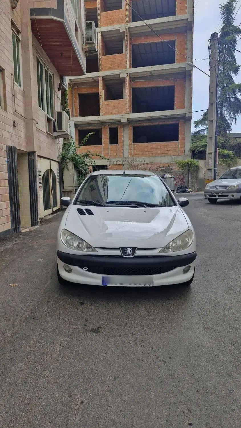 پژو ۲۰۶ صندوق دار v8 - 1394