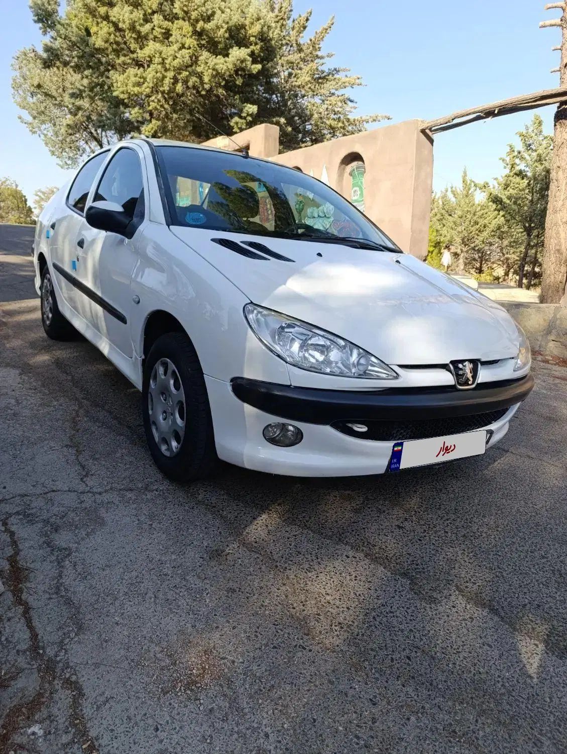 پژو ۲۰۶ صندوق دار v8 - 1392