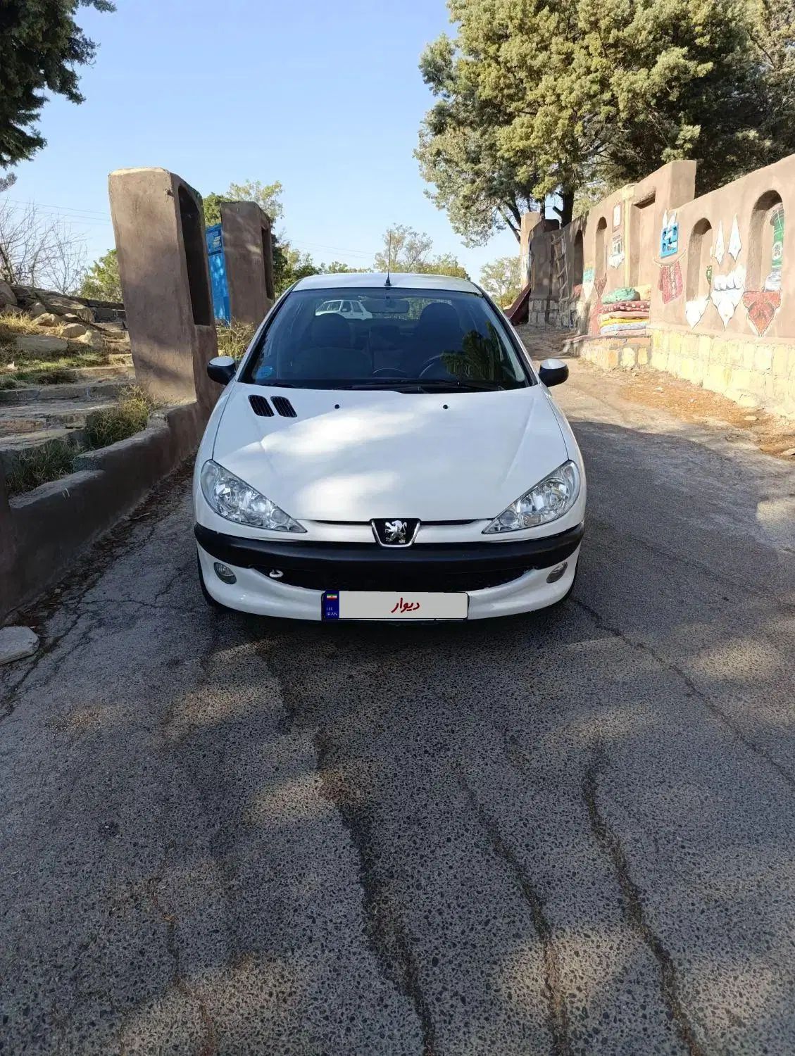 پژو ۲۰۶ صندوق دار v8 - 1392