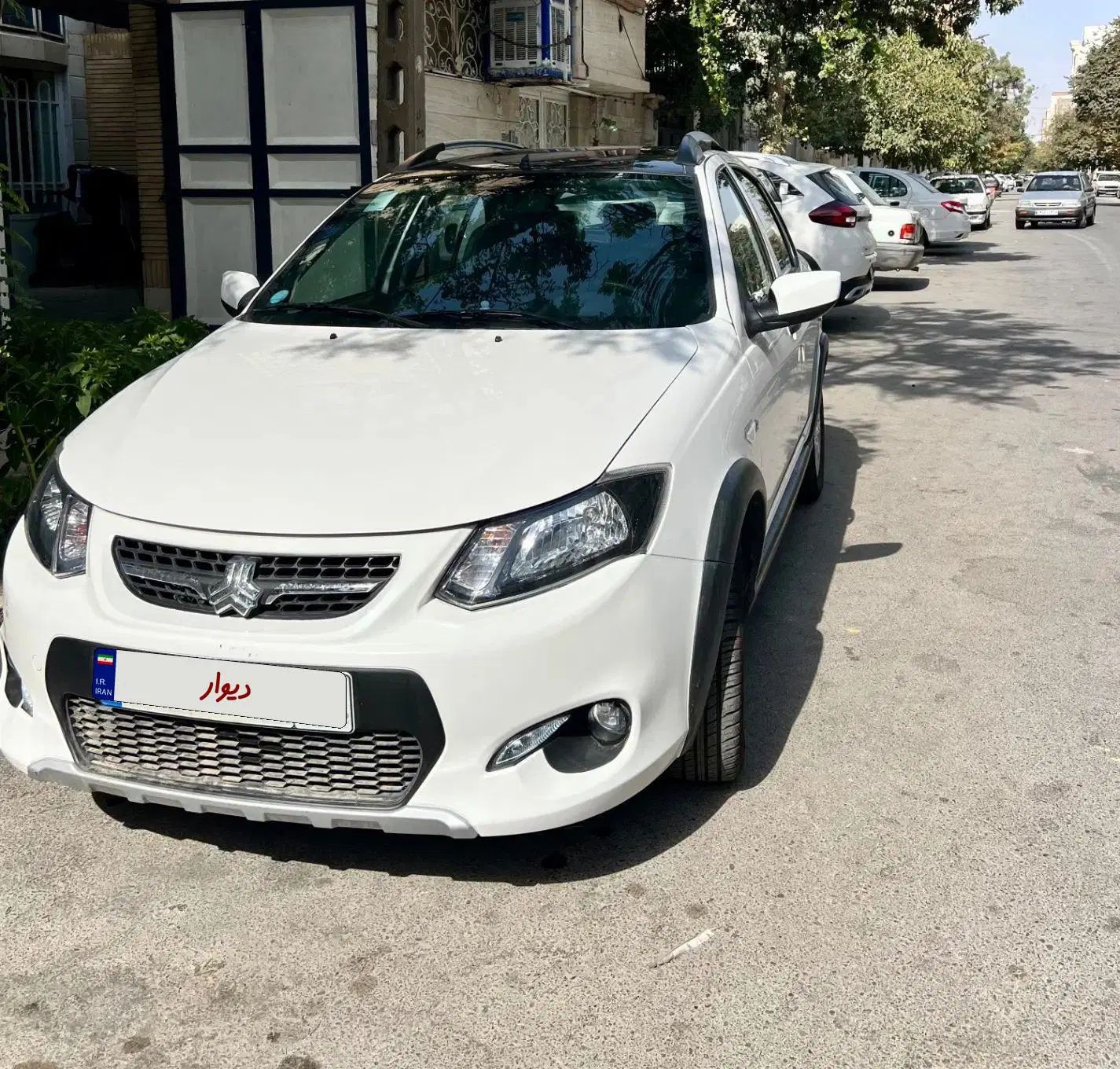 کوییک R دنده‌ای - 1402