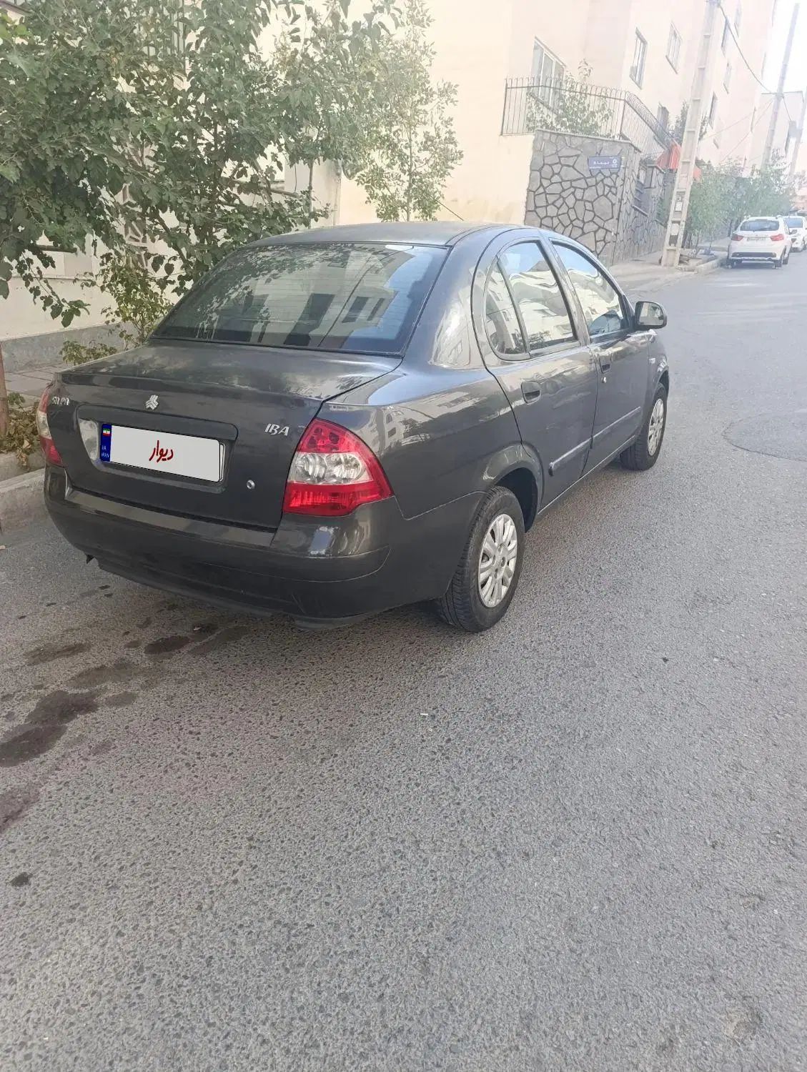 تیبا صندوق دار SX - 1395