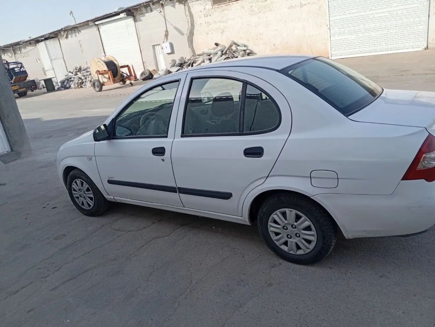 تیبا صندوق دار SX - 1393