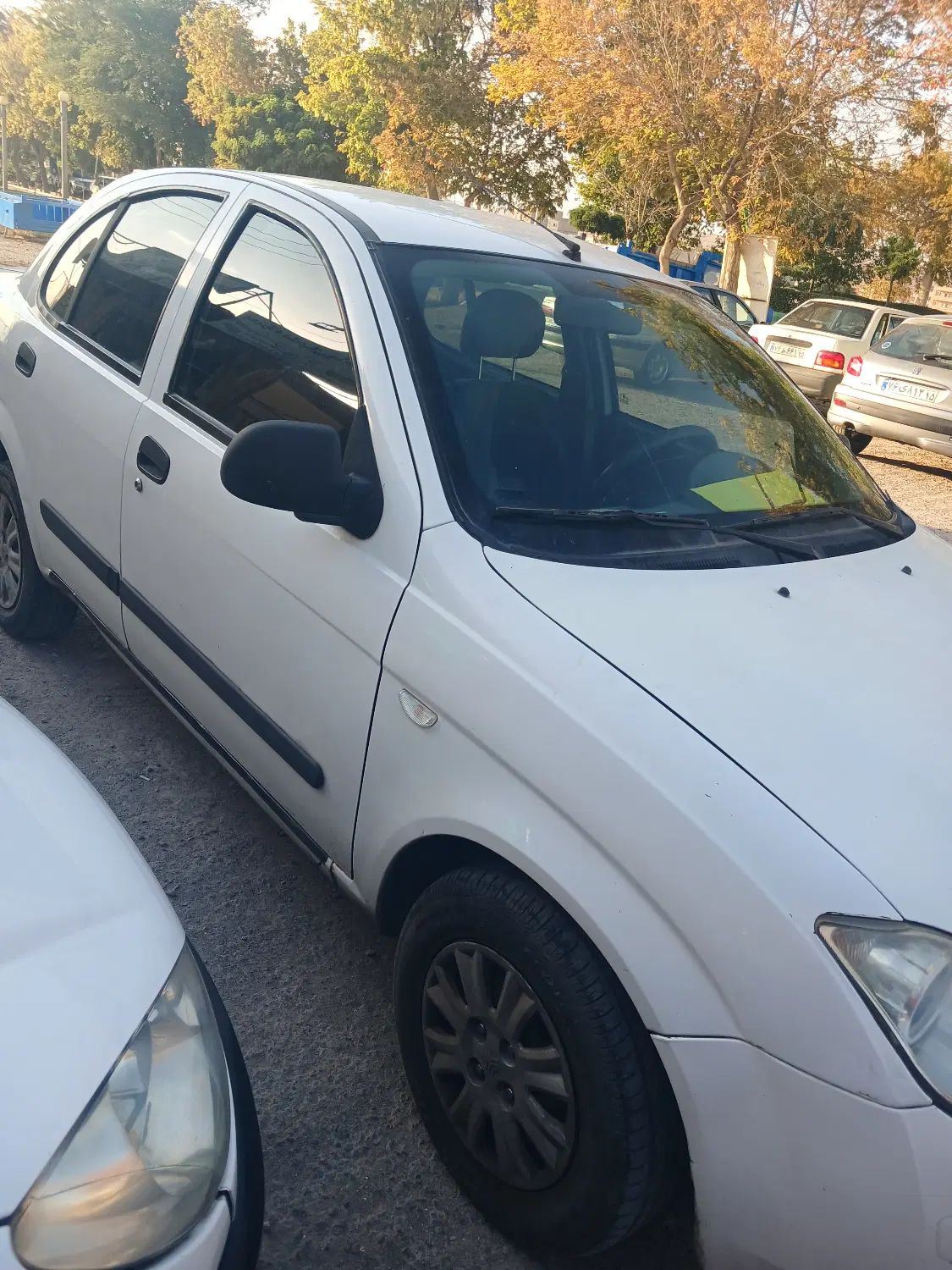تیبا صندوق دار SX - 1392
