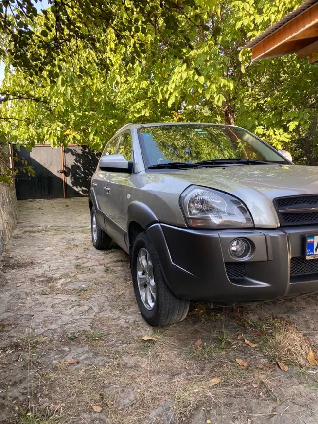 هیوندای توسان 2.7 لیتر - 2010