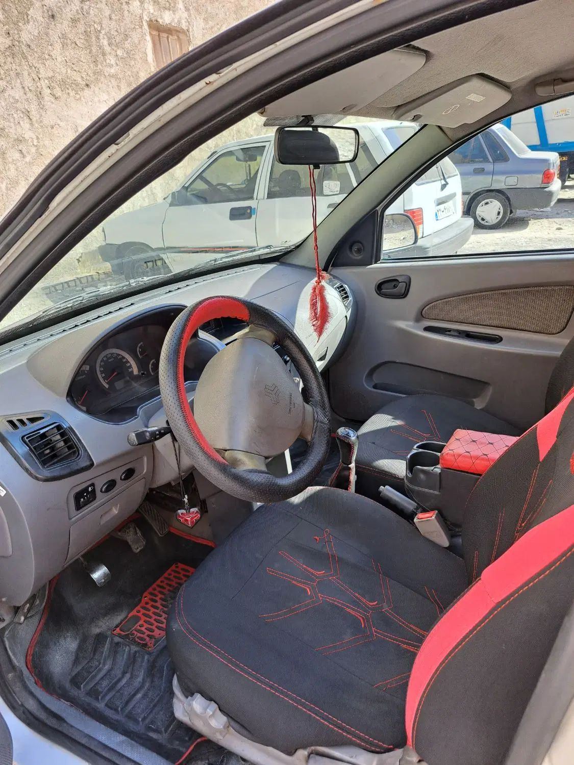 تیبا صندوق دار SX - 1395