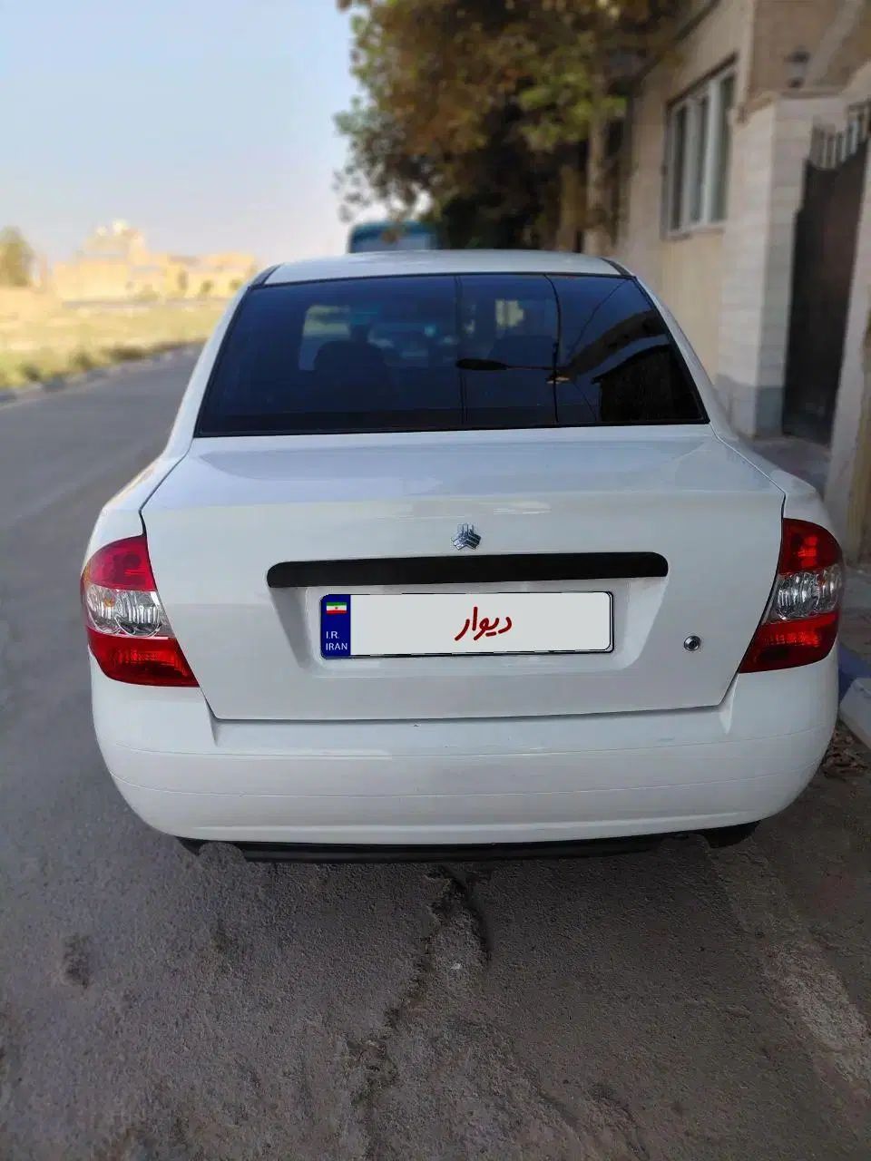 تیبا صندوق دار SX - 1400