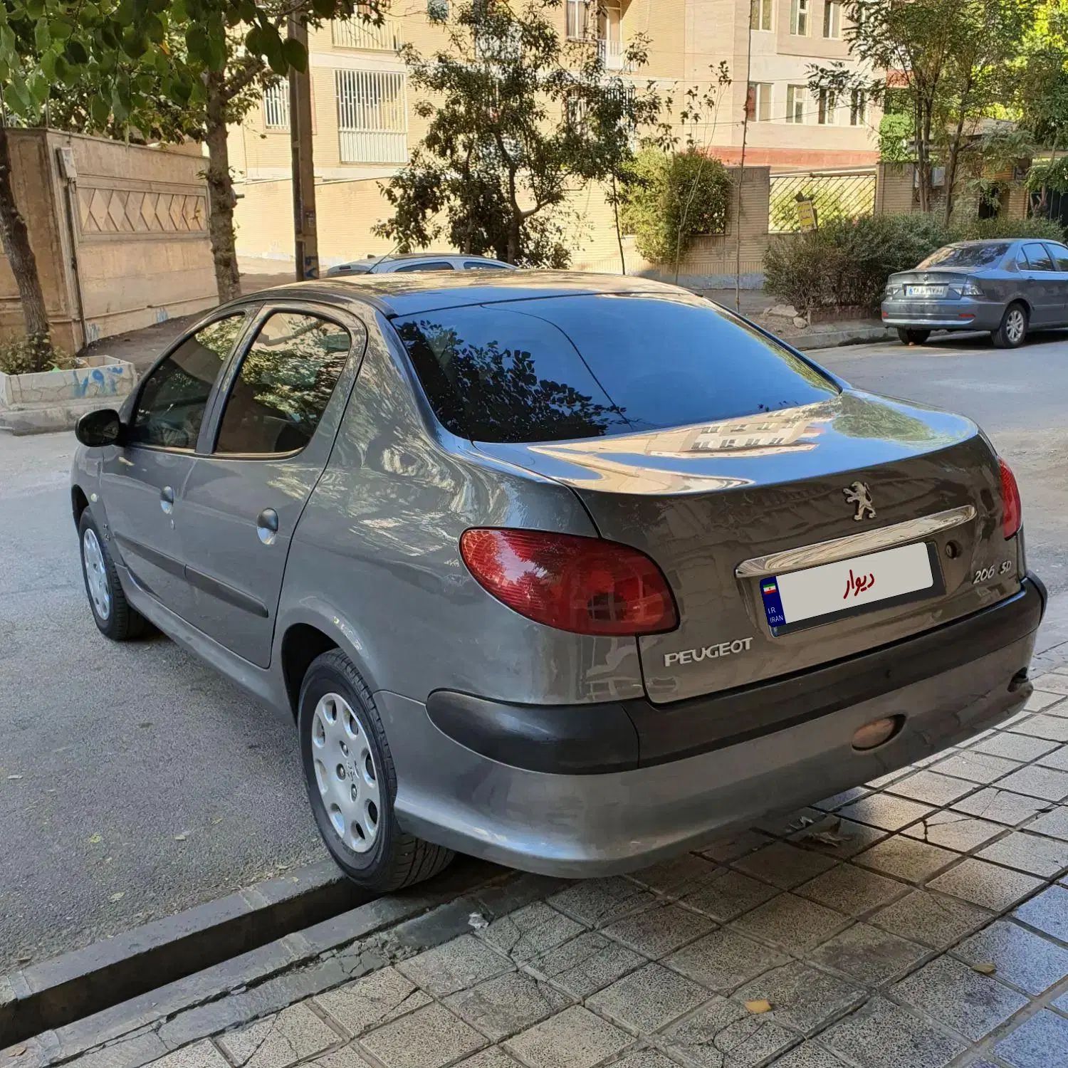 خودرو پژو، ۲۰۶ صندوق دار آگهی ann_20391447