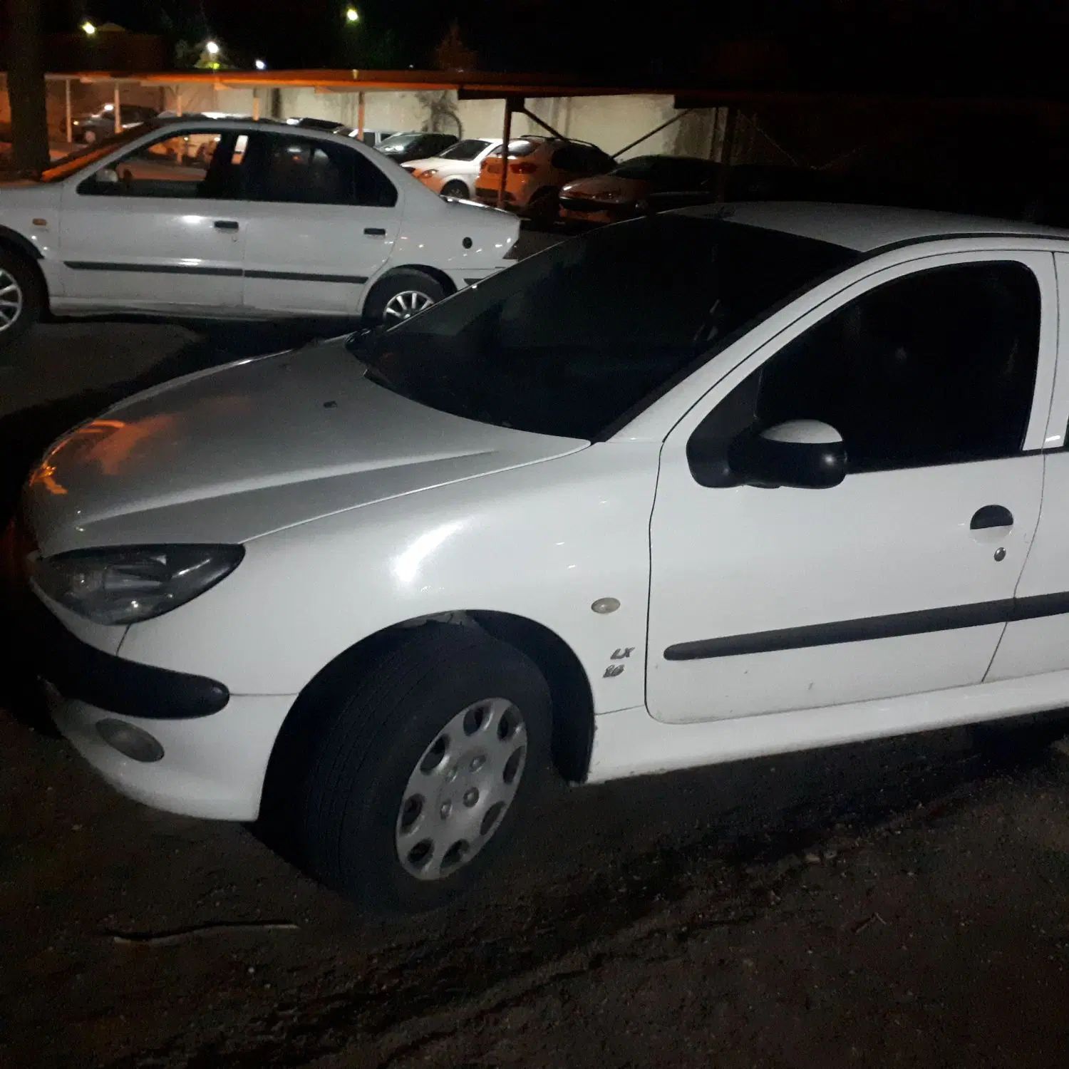 پژو ۲۰۶ صندوق دار v8 - 1393