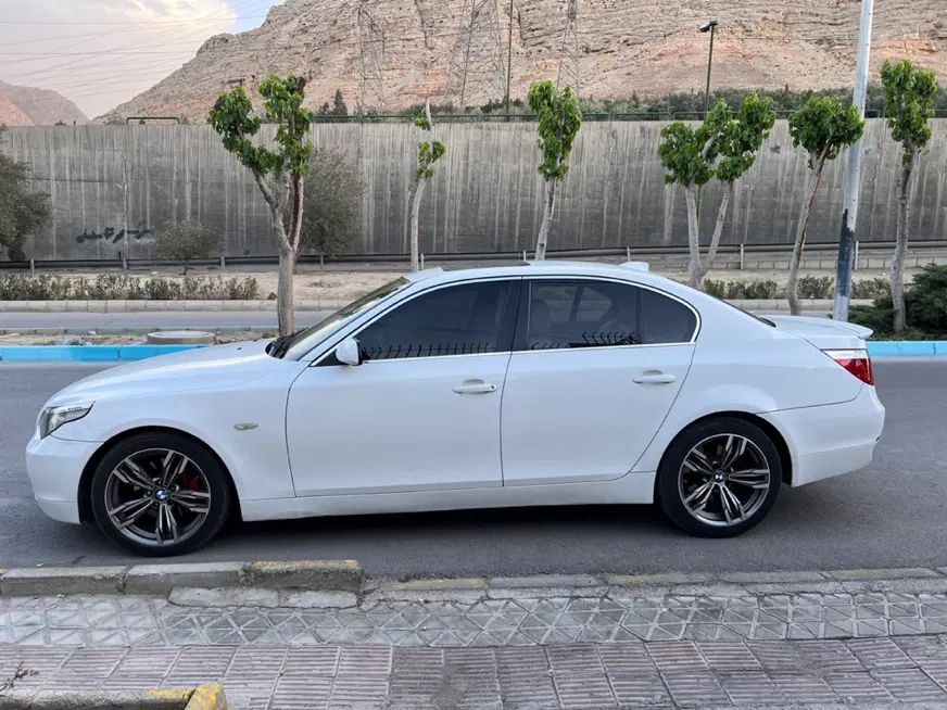 ب ام و سری 5 530i - 2005