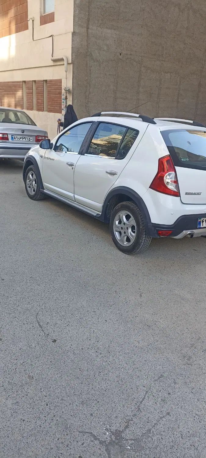 رنو ساندرو استپ وی اتوماتیک - 1396