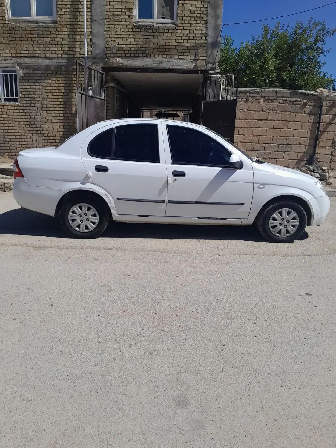 تیبا صندوق دار SX - 1398