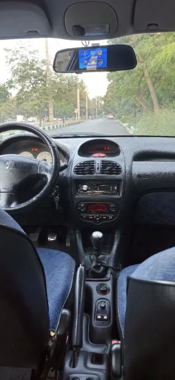 پژو ۲۰۶ صندوق دار v8 - 1386