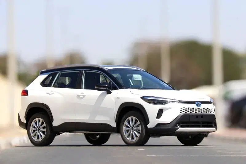 تویوتا کرولا کراس XG10 - چهارچرخ محرک - 2025