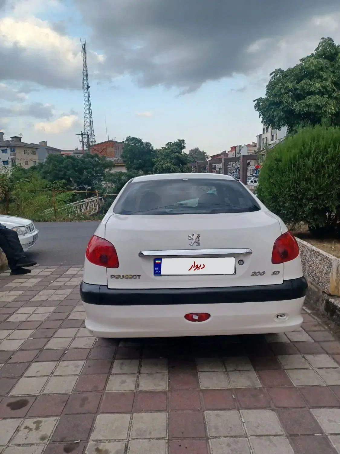 پژو ۲۰۶ صندوق دار v8 - 1387