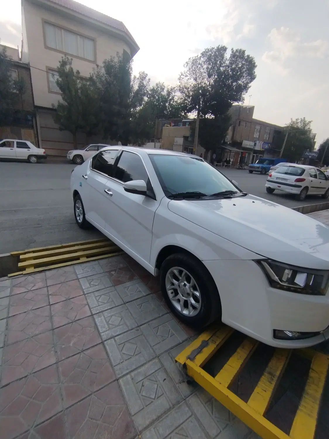 خودرو دنا، پلاس آگهی ann_20392386